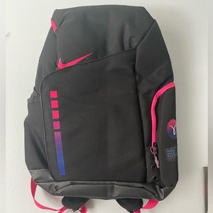 Nike elite bag
